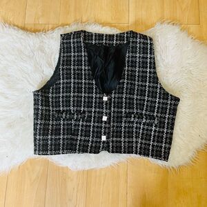 Black and white plaid fall & winter vest